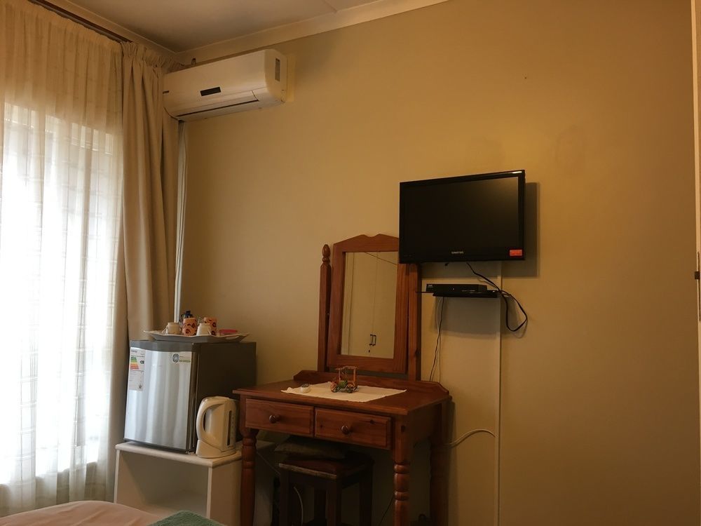 Eden Rose Manor B&B 拉莫西 外观 照片