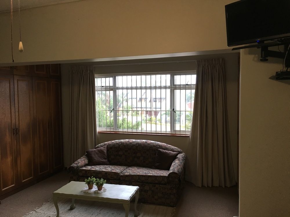 Eden Rose Manor B&B 拉莫西 外观 照片